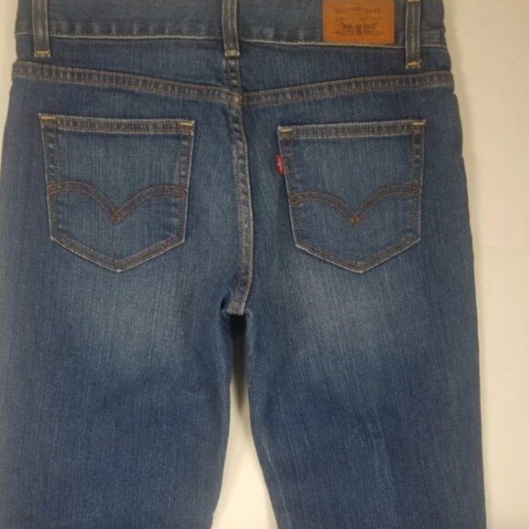 Levi's High Rise Flare Jeans - Picture 3 of 5